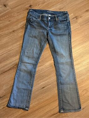 Y2K Low rise Maurices Women's Boot Cut medium wash Blue Jeans